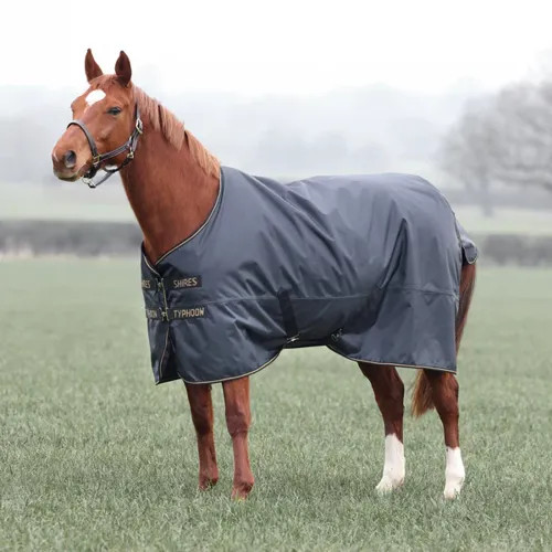 Shires typhoon turnout rug - 50,