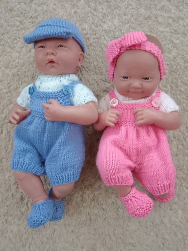 Hand knitted dolls clothes