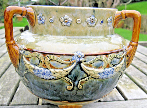Antique large doulton - large, lambeth