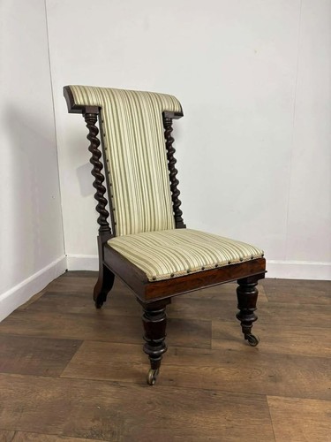 Early victorian walnut - early,
