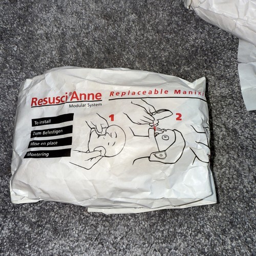 Little anne cpr training - little,