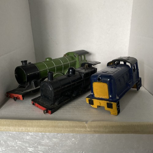 Hornby triang locomotive - hornby,