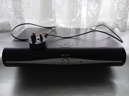 Sky drx890wl set top box - top,