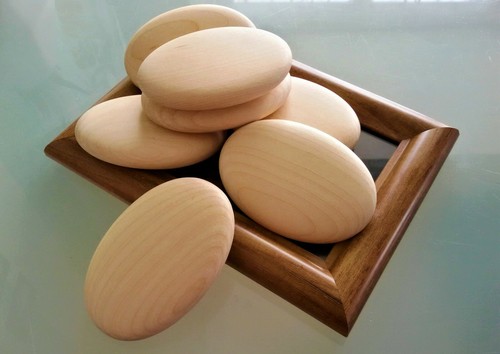 Large wooden pebbles natural - /,