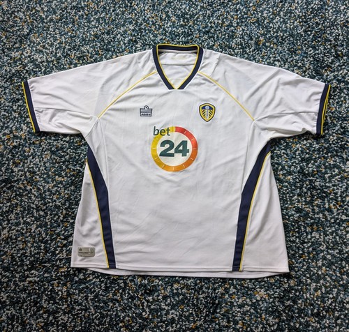 Retro leeds united football - leeds,