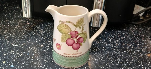Wedgwood sarah garden milk - wedgwood,