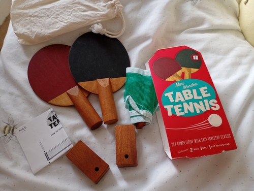 Mini table tennis set - table,