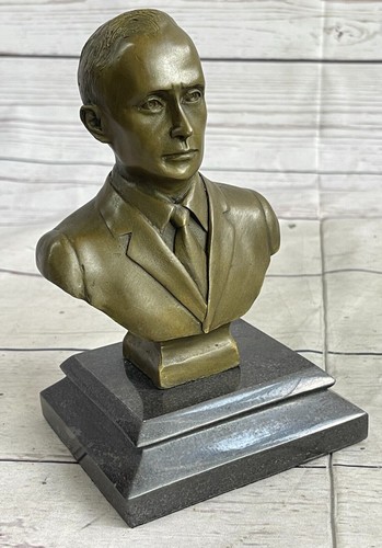 Bronze bust russian - bronze, president