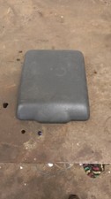 Land rover discovery cubby - land,
