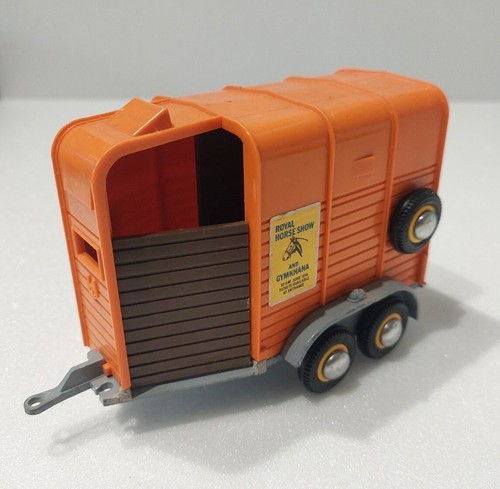 Vintage britains farm - 1:32,