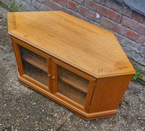 Plan corner cabinet with - tv,