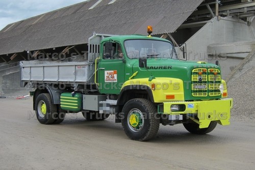 Truck photo saurer d330b - saurer,