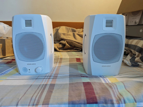 Adam audio d3v active - adam,
