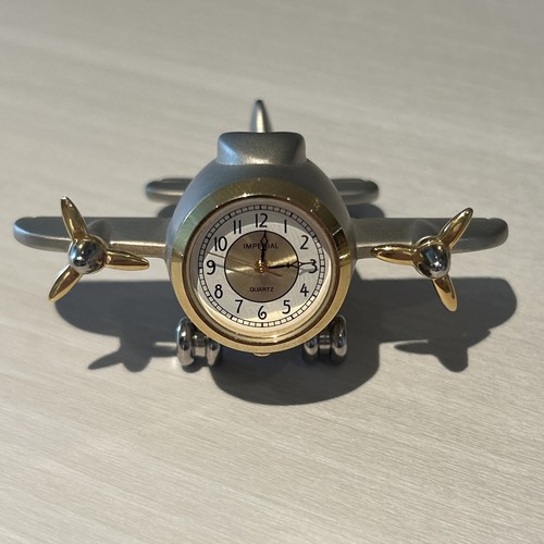 Quartz aeroplane table - quartz, or