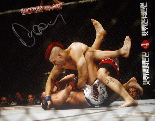 Signed dan hardy 16x12 ufc - signed,