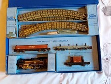 Hornby Dublo 3-Rail 00 Gauge