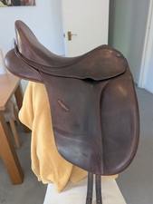 Bates/Isabell Werth Dressage Saddle 17in Adjustable Gullet - medium wide brown
