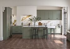 New, NOT ex-display -