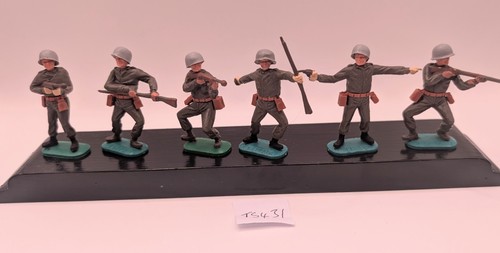 Timpo ww11 khaki soldiers x - soldiers,