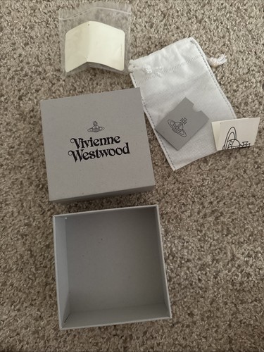 Authentic vivienne westwood - vivienne,