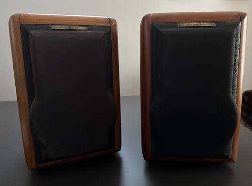 Sonus faber speakers used - sonus, in