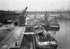 Berlin landing stage called 'Humboldhafen' barges 1910 OLD PHOTO