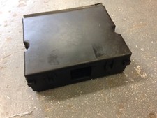 Genuine Peugeot 405 Mi16 Fuse Box Holder -  SPOOX MOTORSPORT