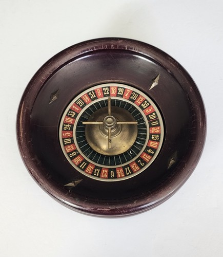 Vintage mini wooden roulette - vintage,