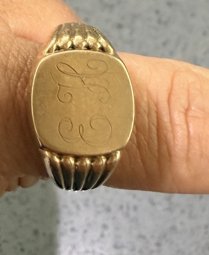 Heavy vintage 9ct gold signet - 9ct,
