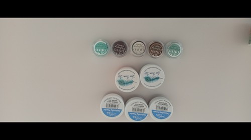 Nuvo embossing powders - embossing, mini