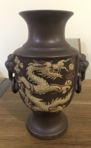 Chinese vase xian - xian, long