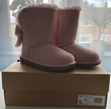 UGG Kids Classic Mini II