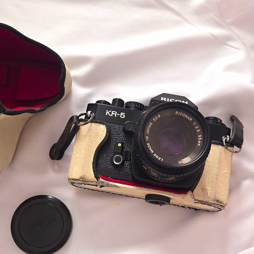 Ricoh black 35mm slr - kr-5,