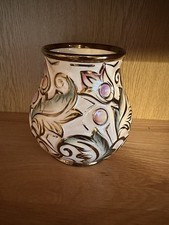 STUNNING ANTIQUE Wade Gothic