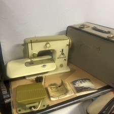 Bernina 600 Sewing Machine in