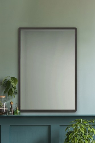 Large black oak rounded - large, corner