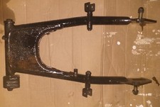 SUZUKI  GT 185 SWINGING ARM