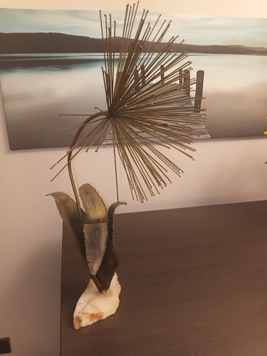 Mid century modern - century, brutalist