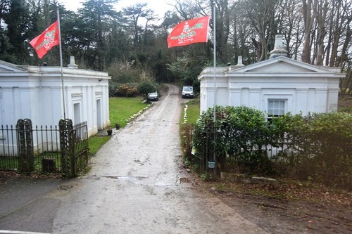 Photo 6x4 gate - gate, lodge,