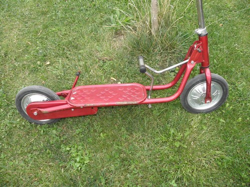 Old vintage scooter - old,