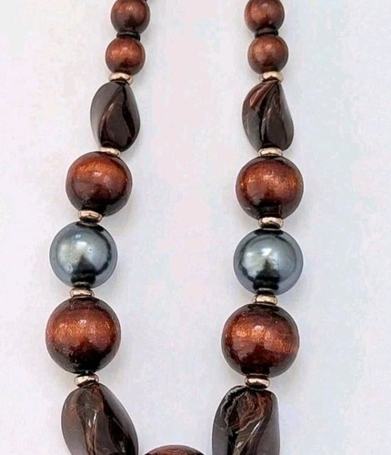 Wooden bead necklace vintage - bead,