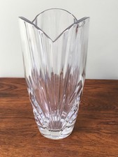 LARGE VINTAGE CRYSTAL VASE