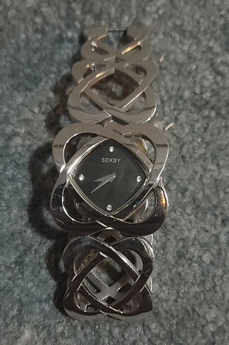 Swarovski sekonda seksy - x,
