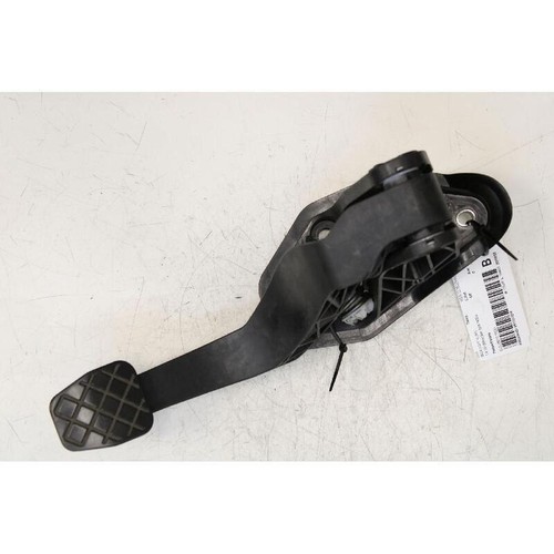 Clutch pedal seat - pedal,