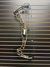 Hoyt Alpha X 33 RH 55-65#