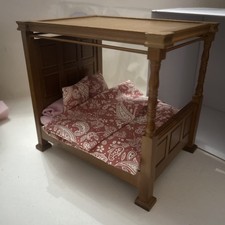 Double Four Poster Tudor Bed