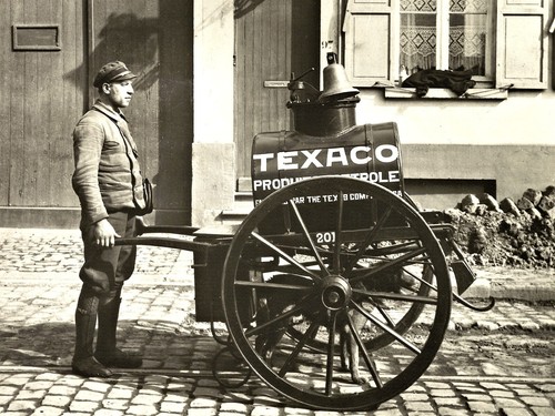 Texaco wooden wagon wheels - texaco,