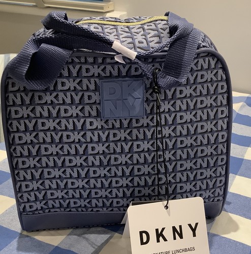 Bnwt dkny signature lunch bag - bnwt,