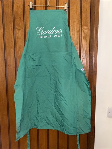 Gordons gin cocktail - gin, apron