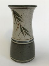 Crathes Pottery Hand Thrown Vase 14.5cm Green Leaf Pattern - Scotland Studio